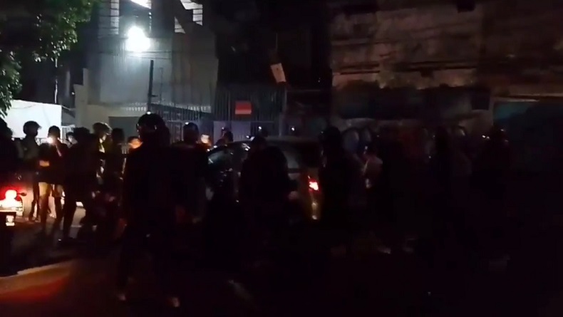 Sopir Ayla yang Tabrak 2 Motor di Jalan Ottista Bandung Sempat Diamuk Massa