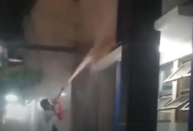 Ruang Inap RSUD Sidoarjo Terbakar, Petugas Medis dan Keluarga Pasien Panik