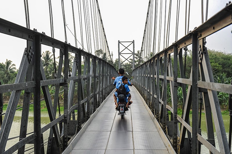 Pemerintahan Jokowi Bangun 558 Jembatan Gantung Selama 2015-2023 - Bagian 1