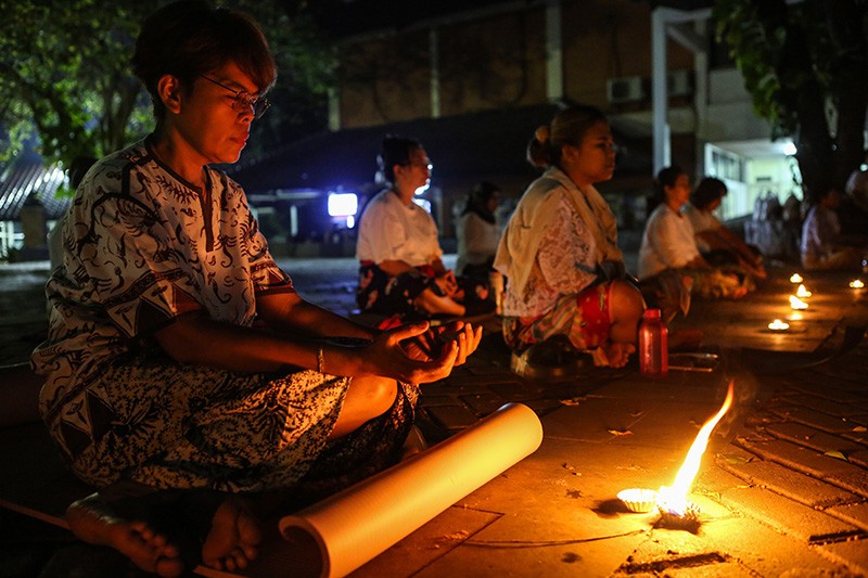Melihat Komunitas Bakul Budaya Meditasi Bulan Purnama - Bagian 3