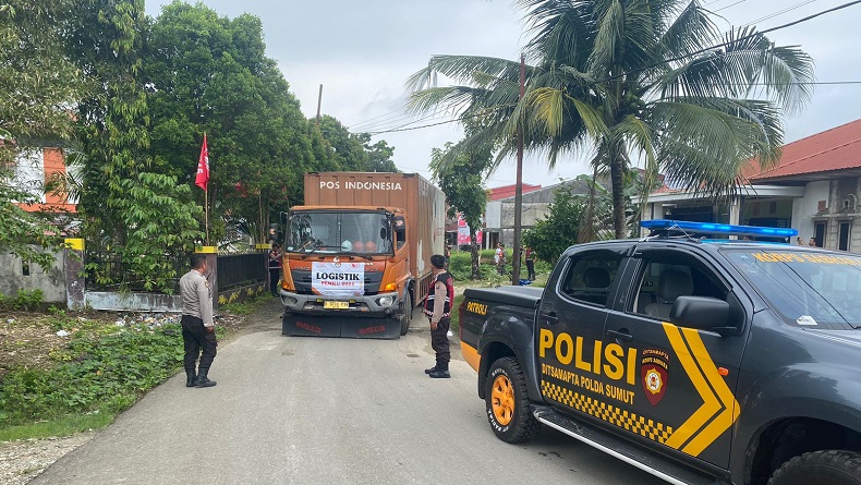 Logistik Pemilu 2024 Tiba di Nias, Polisi Dikerahkan untuk Pengawalan Ketat