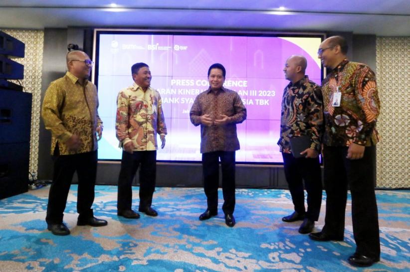 Market Share Perbankan Syariah Terus Meningkat, Laba BSI Tumbuh 31 Persen - Bagian 3