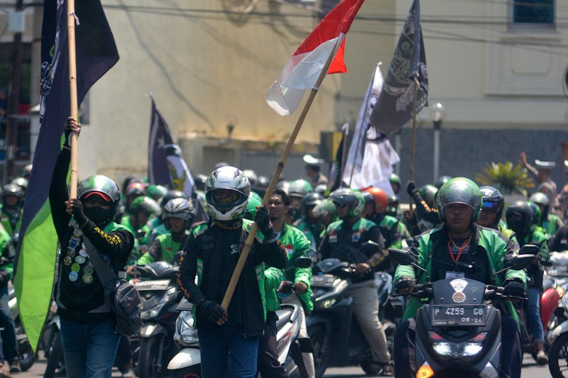 Ratusan Driver Ojek Online Unjuk Rasa di Jember - Bagian 2