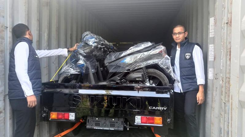 Polda Jateng Gagalkan Pengiriman Puluhan Motor dan 8 Mobil Bodong ke Timor Leste