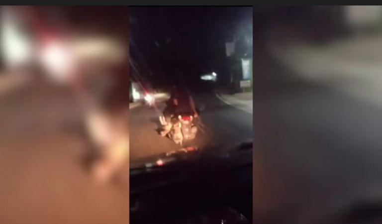 Viral 3 Pemuda Berkendara Motor Acungkan Celurit Ancam Warga di Pati