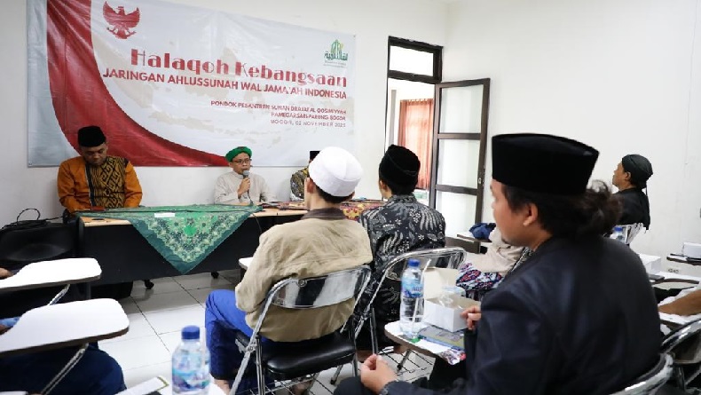 title Ulama-Kiai Pimpinan Ponpes di Bogor dan Bekasi Sepakat Dukung Ganjar Pranowo-Mahfud MD Ulama-Kiai Pimpinan Ponpes di Bogor dan Bekasi Sepakat Dukung Ganjar Pranowo-Mahfud MD