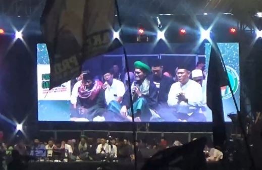 Ribuan Jemaah Hadiri Sholawat Kebangsaan Ganjar-Mahfud di Magetan