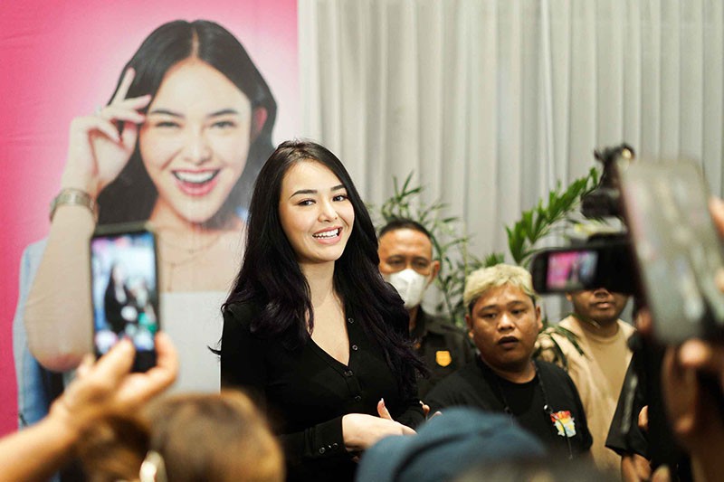 Potret Si Cantik Amanda Manopo jadi Pemeran Utama Pay Sooner or Later  - Bagian 3