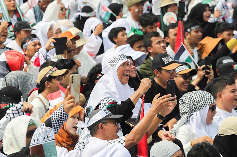 Merinding, Melihat Lautan Manusia Bela Palestina di Monas - Bagian 5