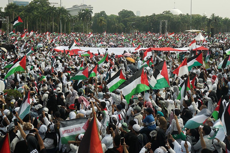 Merinding, Melihat Lautan Manusia Bela Palestina di Monas - Bagian 2