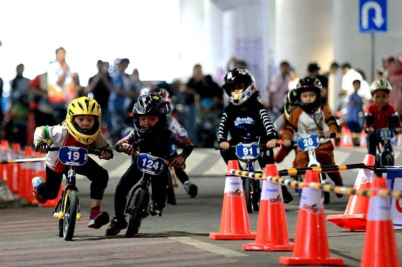 Wajah-Wajah Lucu Atlet Cilik Push Bike - Bagian 4