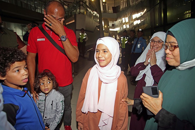Suasana Haru Satu Keluarga WNI Berhasil Dievakuasi dari Gaza Palestina - Bagian 2