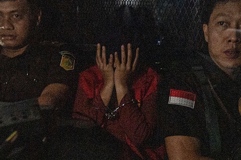 Tampang 3 Pegawai Pajak Ditahan Kejaksaan karena Kasus Korupsi - Bagian 1