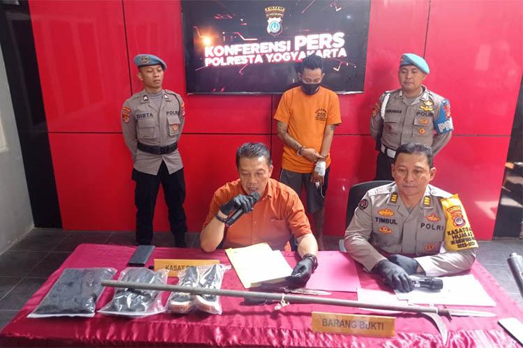 Gelapkan Motor Kenalan di Malioboro, Polisi Gadungan Ditangkap Bawa Pistol Mainan
