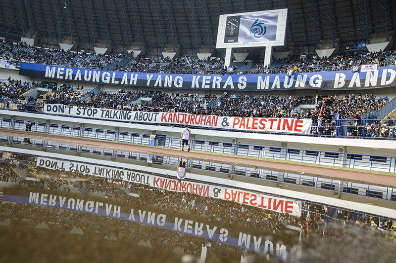 Diperbolehkan FIFA, Bendera Palestina Berkibar saat Kompetisi Liga Indonesia  - Bagian 3