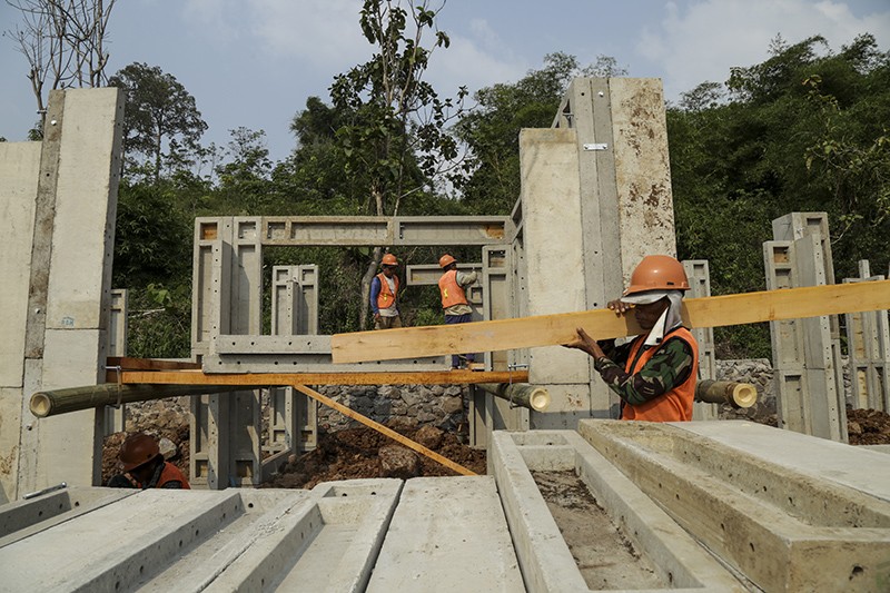 Pembangunan Rumah Relokasi Tahap III Korban Gempa Cianjur Selesai Akhir 2023 - Bagian 1