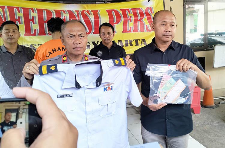 Masinis Gadungan Ditangkap Curi Handphone Milik Karyawan PT KAI