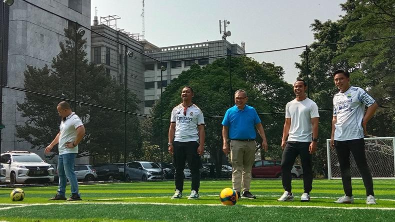 Semangat Olahraga Masyarakat Tinggi, Eks Pemain Persib Bandung: Lapangan Minim