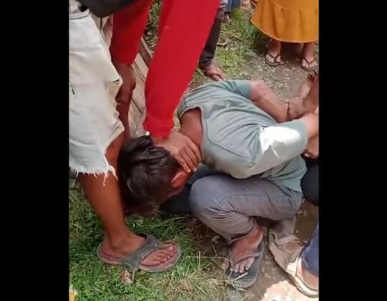 Diduga Hendak Culik Anak SD, Pemuda di Gowa Babak Belur Dihajar Massa 