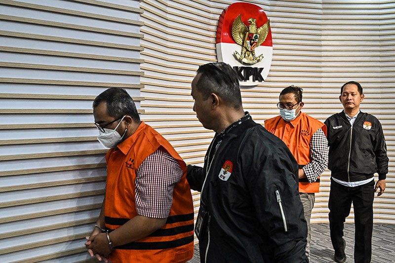 Tampang 2 Pegawai Ditjen Pajak Ditahan KPK - Bagian 2