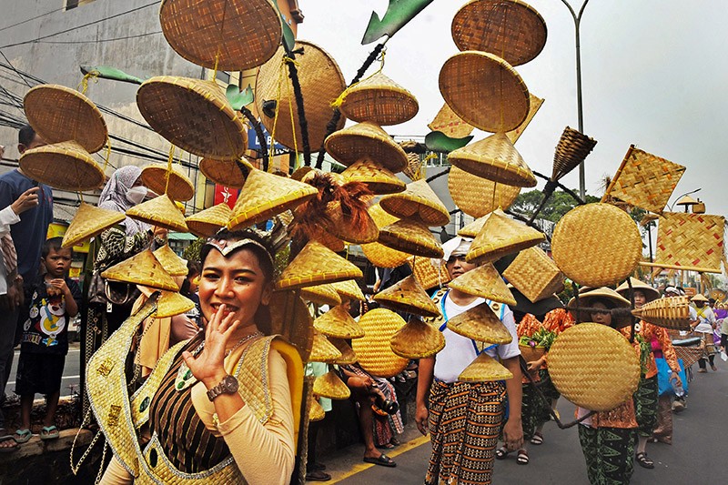 Parade Busana Etnik Kontemporer di Cilegon - Bagian 3