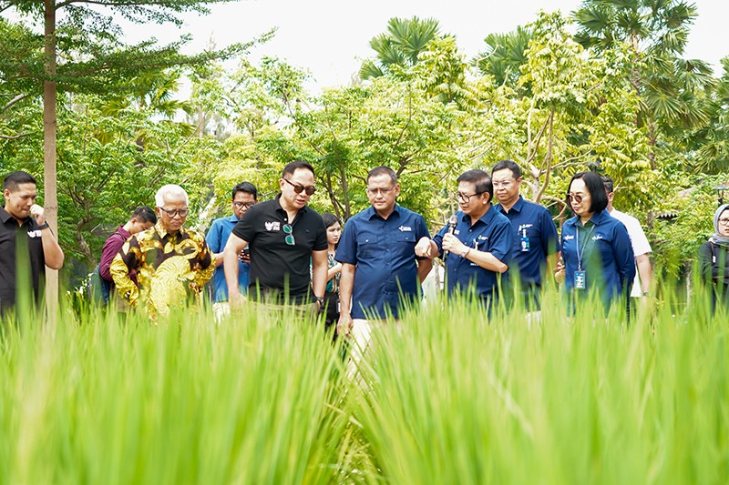 Wamen BUMN Tinjau Persiapan Program Smart Precision Farming Besutan Petrokimia Gresik - Bagian 1