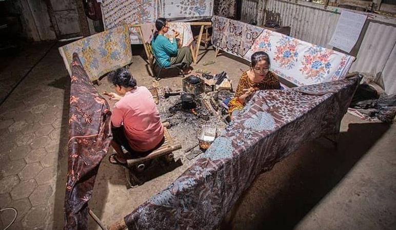 title Profil Kota Pekalongan, Satu-satunya Kota di Indonesia Terpilih UNESCO di Bidang Kerajinan dan Kesenian Profil Kota Pekalongan, Satu-satunya Kota di Indonesia Terpilih UNESCO di Bidang Kerajinan dan Kesenian