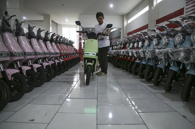 14 Juta Kendaraan Listrik Ditargetkan Beroperasi di Jalan pada 2030 - Bagian 2