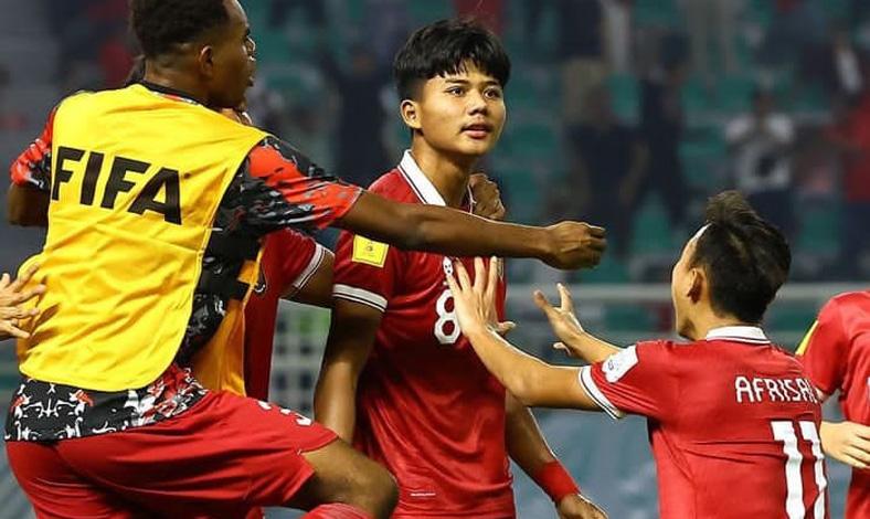  Arkhan Kaka Main Gacor di Timnas Indonesia U-17, Suporter Persis Sentil Leonardo Medina