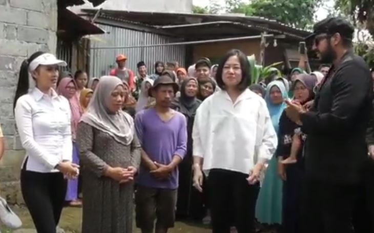 Caleg Perindo Nuning Kertopati Meriahkan Uang Kaget MNCTV di Wonosobo