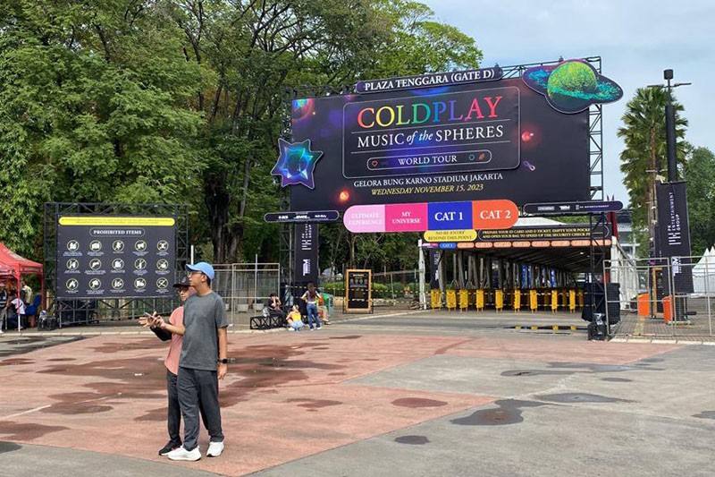 Tak Punya Tiket? Ini Spot Foto Konser Coldplay di Luar Stadion GBK - Bagian 2