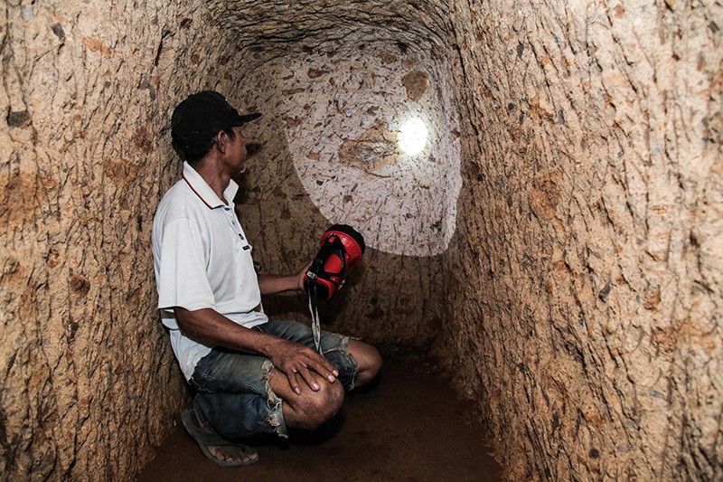 Penemuan Bunker Tentara Jepang Peninggalan Perang Dunia II di Halmahera Barat - Bagian 2