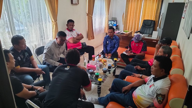 Bonus Porprov Jabar 2022 Tak Kunjung Cair, Atlet Geruduk Kantor Dispora Indramayu