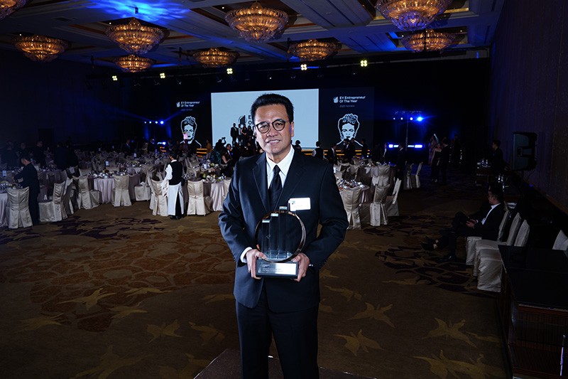 Sosok Yozua Makes, Pemenang EY Entrepreneur of The Year 2023 - Bagian 2
