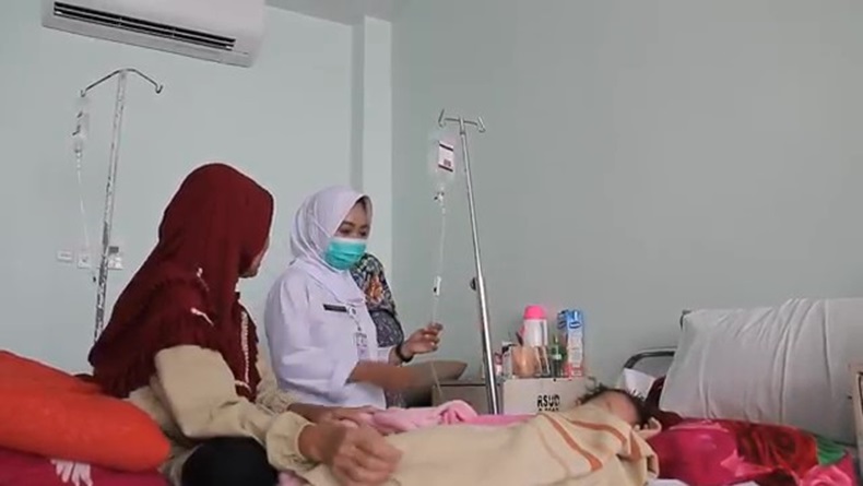 Mengkhawatirkan, Pasien DBD di RSUD Soedarso Pontianak Terus Bertamah