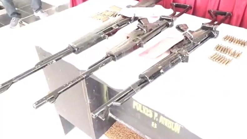 Penyelundupan Senpi ke Papua Digagalkan di Ambon, Akan Dibeli KKB Rp100 Juta Per Pucuk