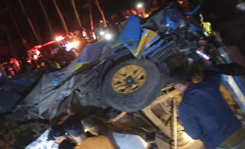 Kesaksian Penumpang KA Probowangi, Cium Bau Gosong usai Kereta Tabrak Elf di Lumajang