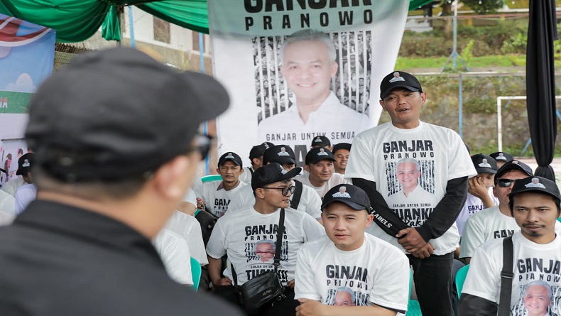 title Driver Ojek Online di Cianjur Antusias Ikut Pelatihan UMKM Kajol Dukung Ganjar Driver Ojek Online di Cianjur Antusias Ikut Pelatihan UMKM Kajol Dukung Ganjar