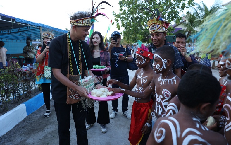 Mengenal Suku Kokoda Suku Yang Sambut Ganjar Pranowo Di Kota Sorong Papua