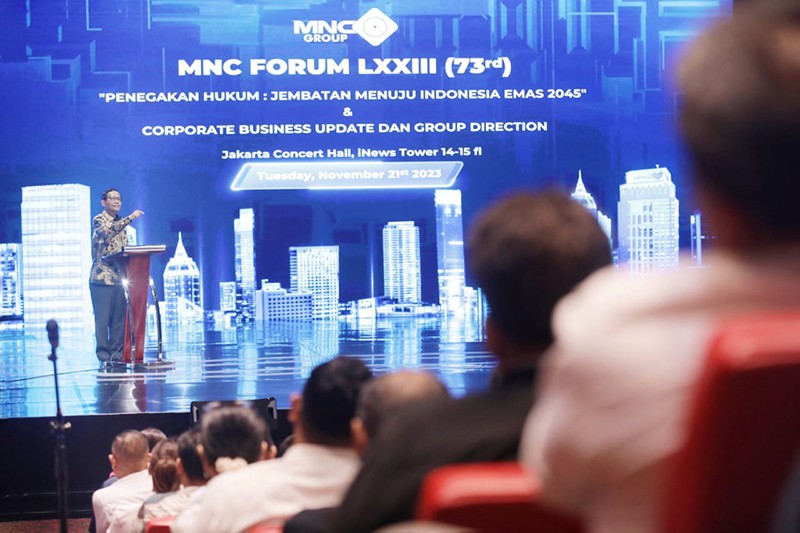 Mahfud MD Bicara Penegakan Hukum Jembatan Menuju Indonesia Emas 2045 - Bagian 4
