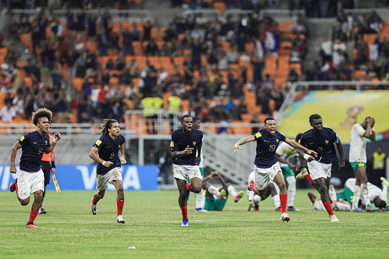 Selebrasi Timnas Prancis U-17 Kalahkan Senegal Lewat Drama Adu Penalti - Bagian 1