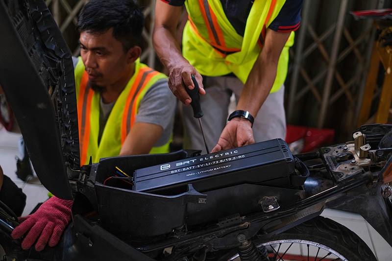 Pelatihan Konversi Sepeda Motor BBM ke Listrik - Bagian 4