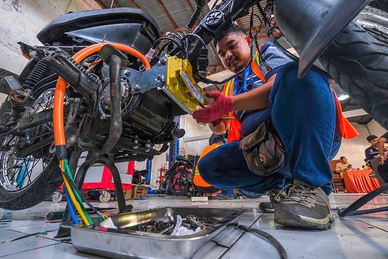 Pelatihan Konversi Sepeda Motor BBM ke Listrik - Bagian 1