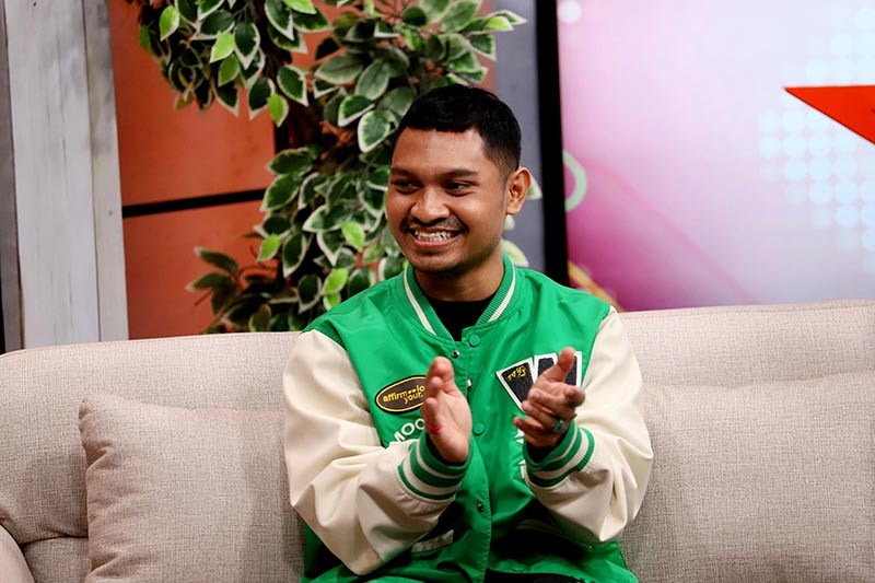 Jebolan Indonesian Idol Ola Elannor Kenalkan Lagu Terbaru 