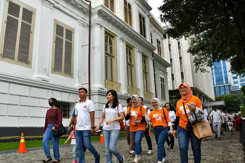 Jalan Santai Rangkaian HUT ke-12 OJK - Bagian 3