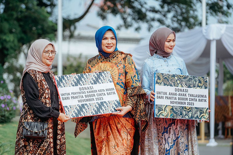 Korem 061/SK melalui Persit Kartika Chandra Kirana Inisiasi Bogor Cinta Batik - Bagian 2