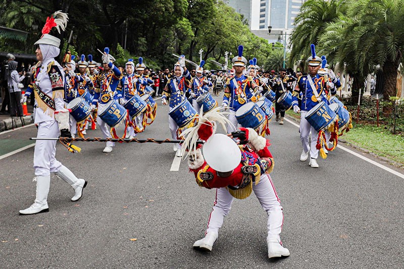 Parade Defile Meriahkan Deklarasi Kampanye Damai Pemilu 2024 - Bagian 4