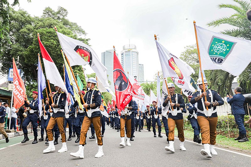 Parade Defile Meriahkan Deklarasi Kampanye Damai Pemilu 2024 - Bagian 1