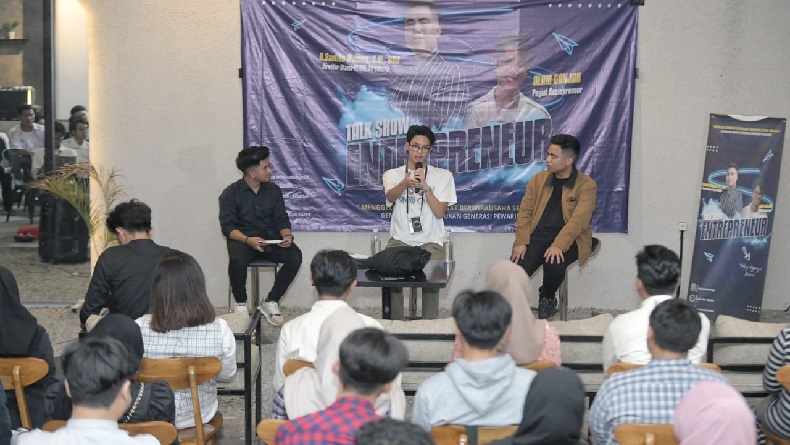 Alam Ganjar Sharing Pengalaman Mulai Usaha Bersama HIPMI Perguruan Tinggi Kota Bandung