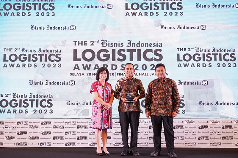 Penghargaan atas Optimalisasi Layanan Pergudangan dan Pelabuhan melalui Digitalisasi - Bagian 2